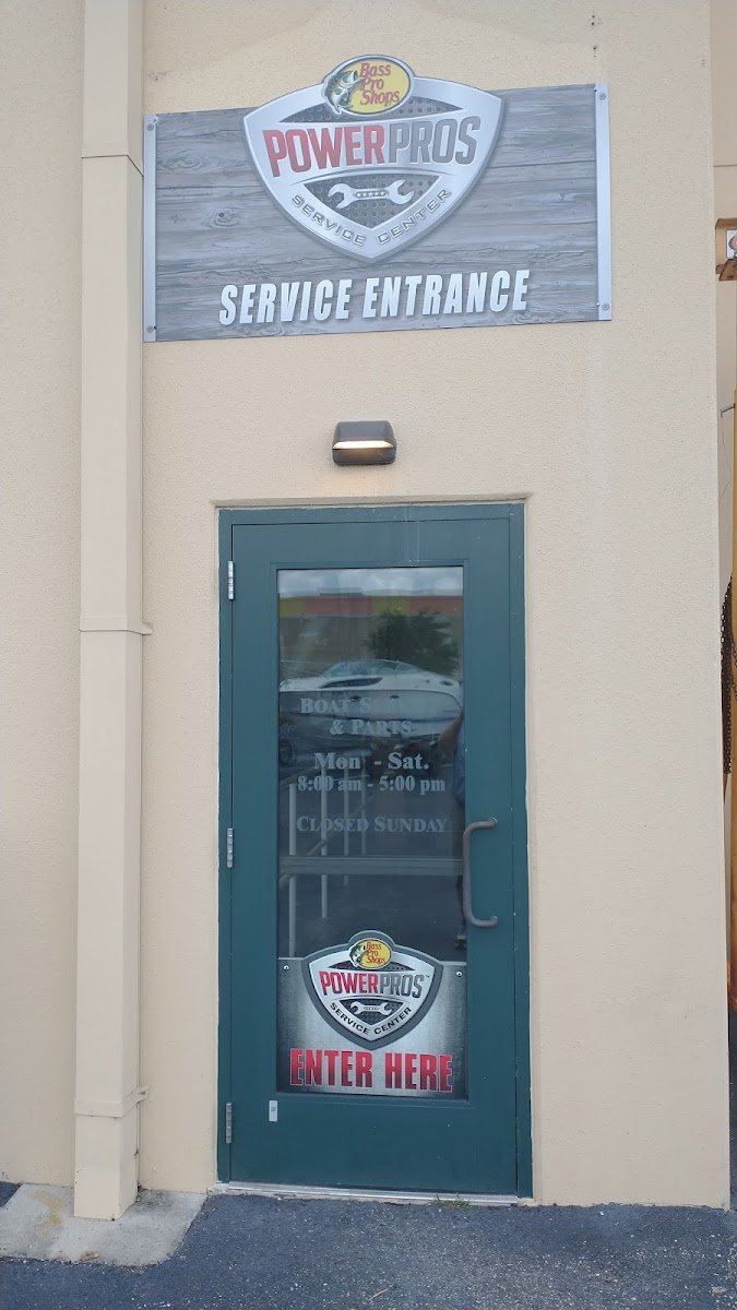 Bass Pro Shops - Photo 5