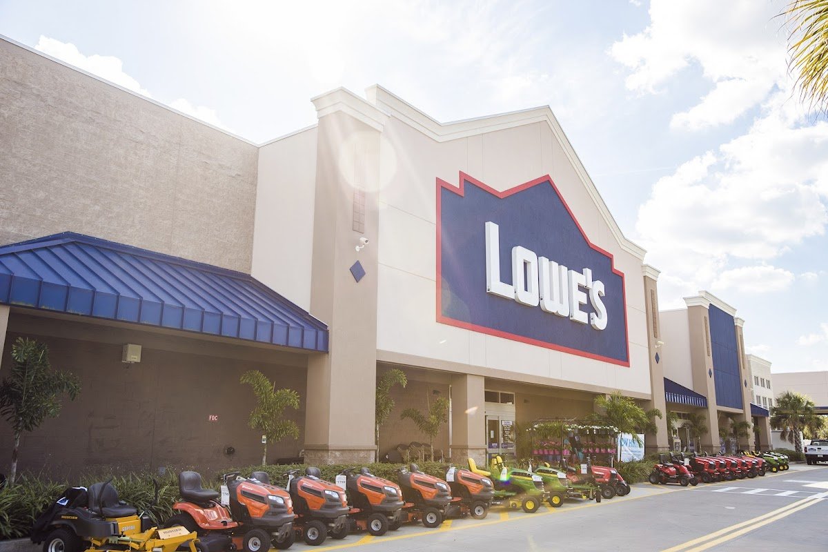Lowe's Home Improvement - Photo 3