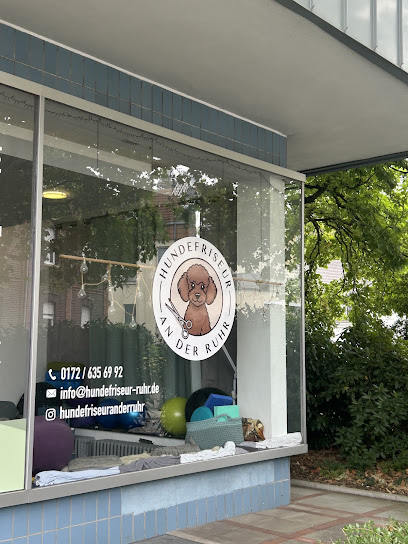 Hundefriseur an der Ruhr