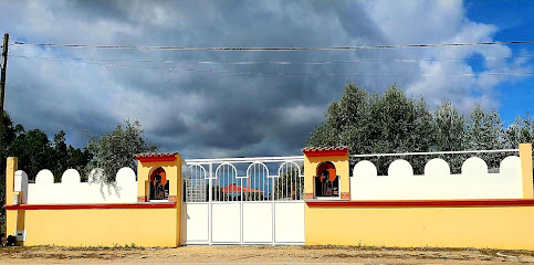 Fonte do Ouro, Hotel Canino e Escola de Treino - Pet Shop em Coimbra