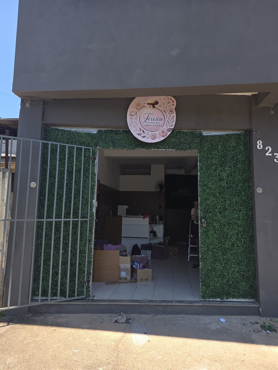 Jessica Ferreira Outlet Natura, avon, Boticário e Eudora - Pet Shop em Coronel Fabriciano