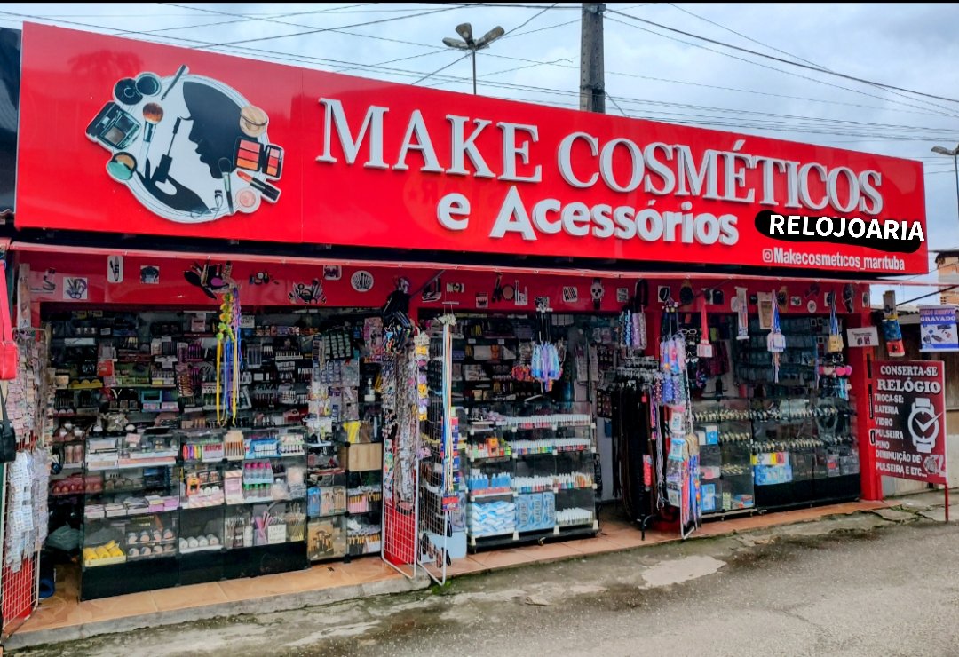 Make Cosméticos e acessórios