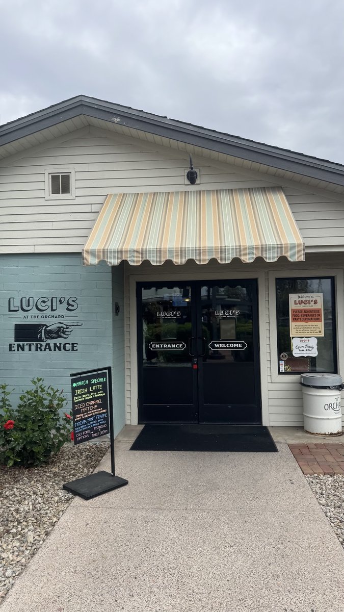 Luci's at the Orchard