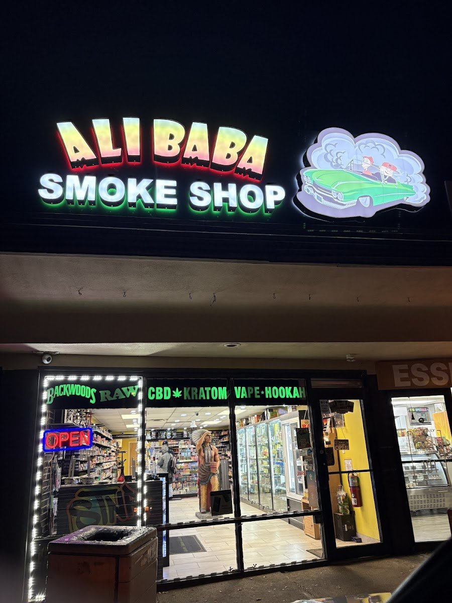Ali Baba Smoke Shop - Photo 2
