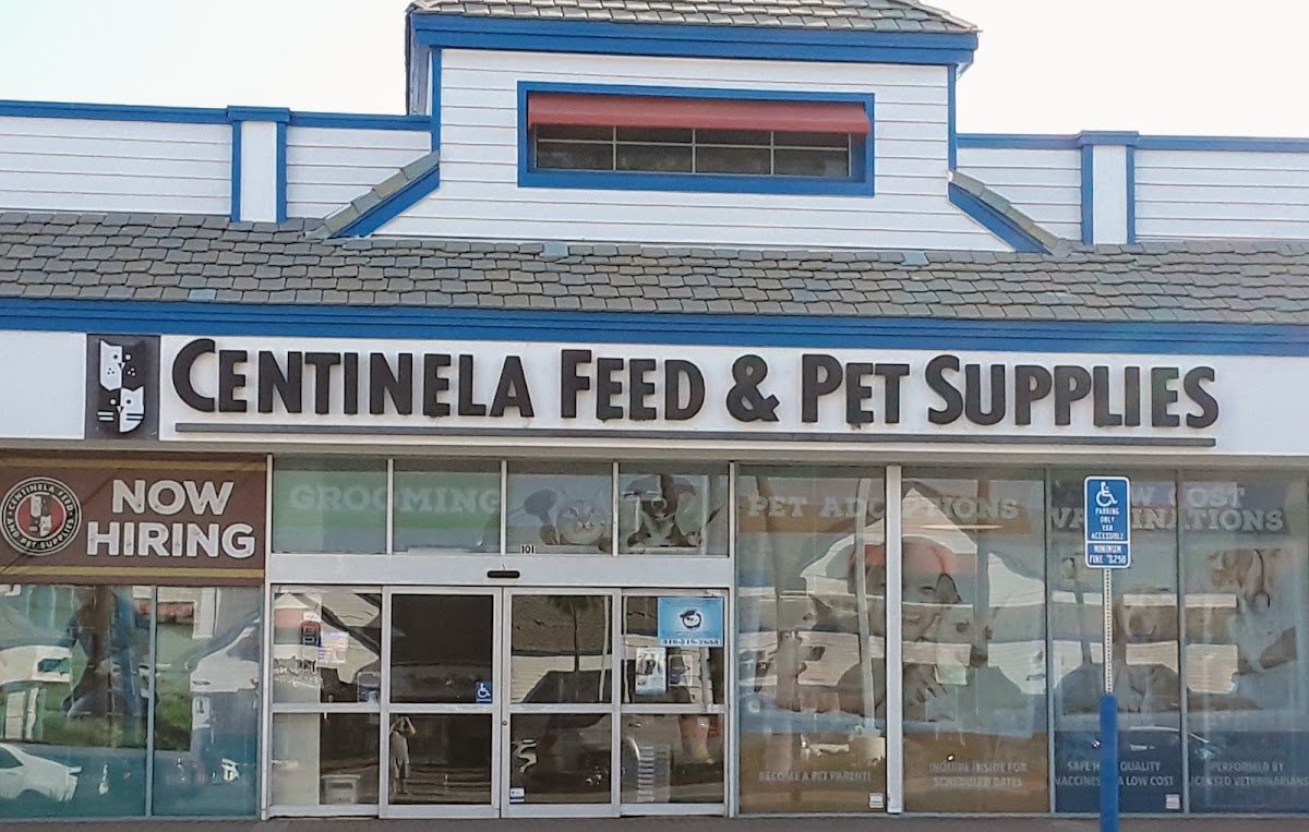 Centinela Feed & Pet Supplies - Photo 2