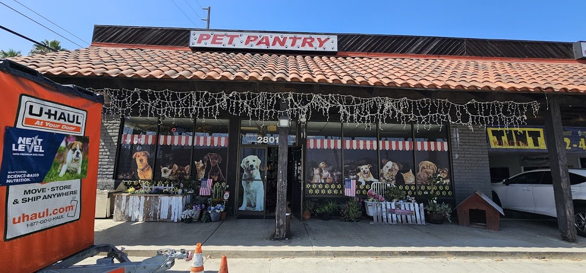 Pet Pantry - Photo 2
