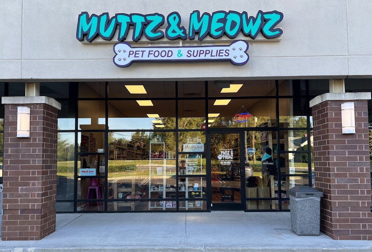 Delchester Feed & Pet Supply - Photo 2