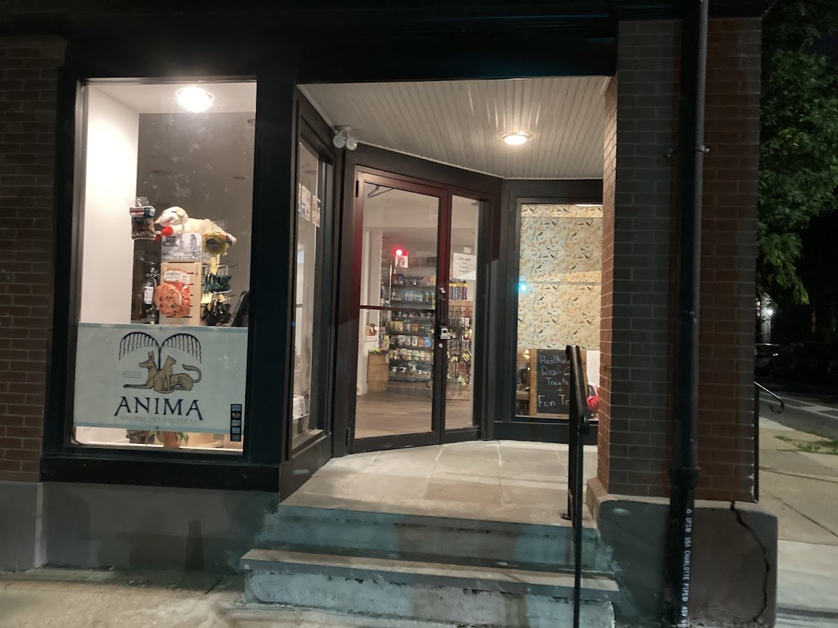 Anima Pet Store - Photo 2