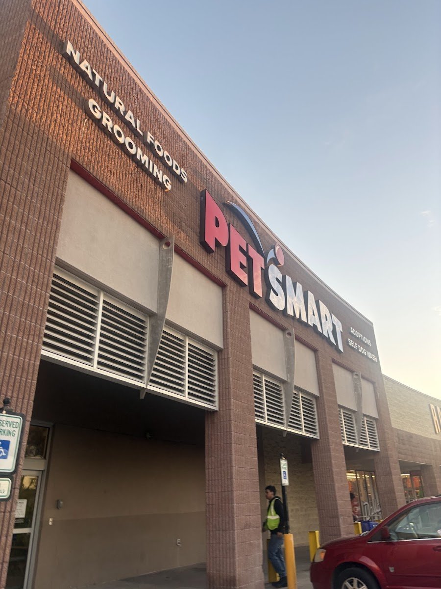 PetSmart - Photo 2