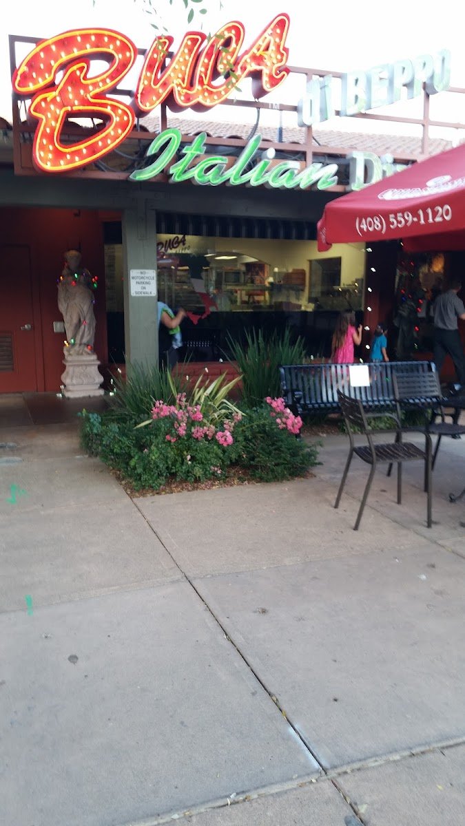 The Pruneyard Shopping Center - Photo 5