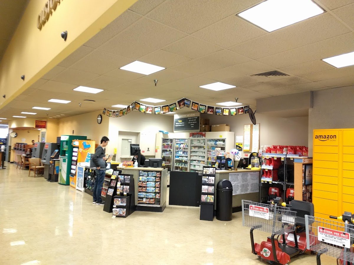 Safeway - Photo 3
