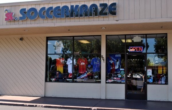 The Redwoods Shopping Center - Photo 3