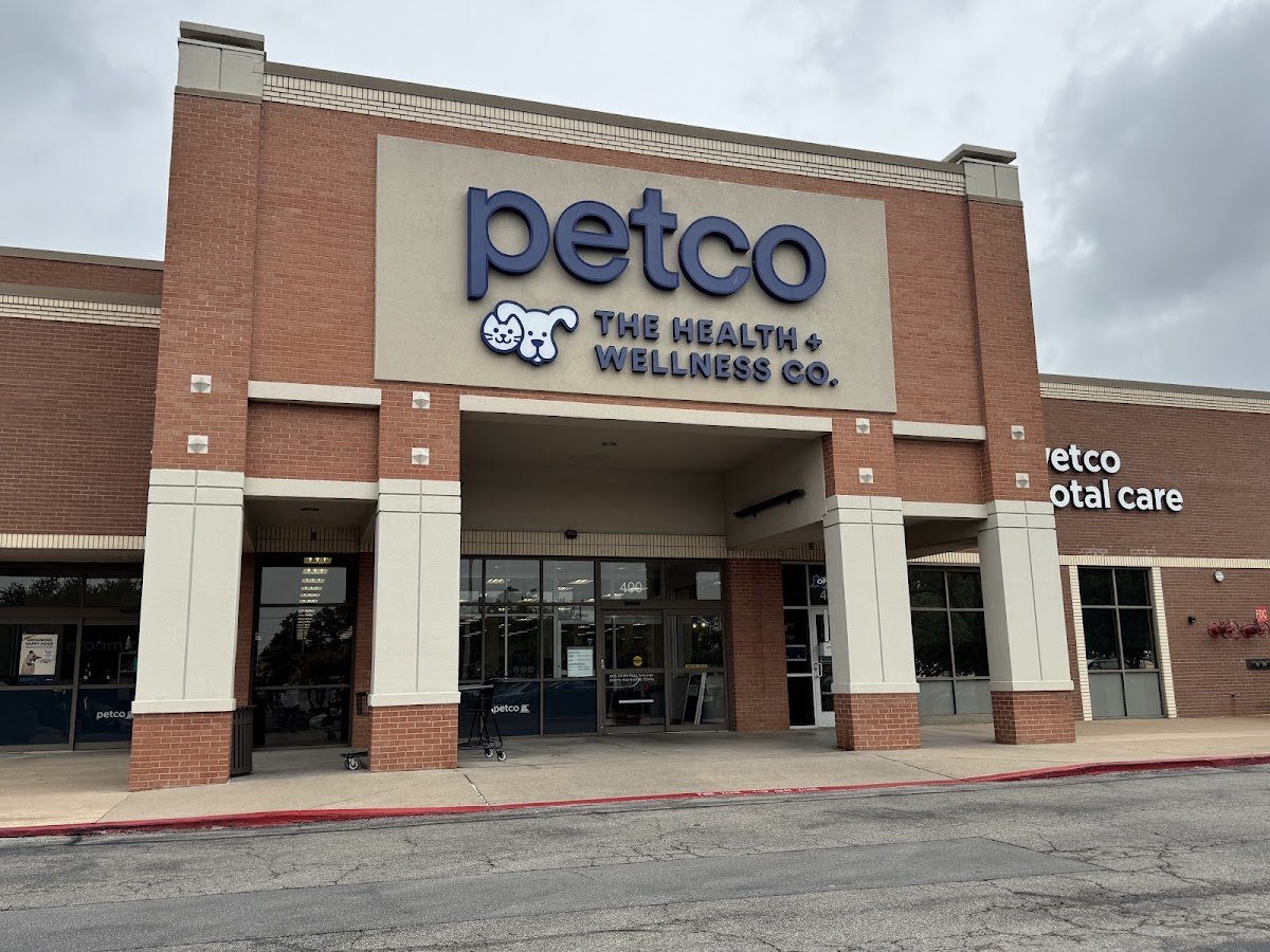 Petco - Photo 3