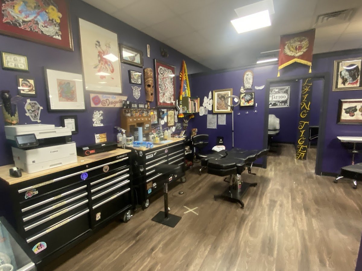 Flying Tiger Tattoo - Photo 2