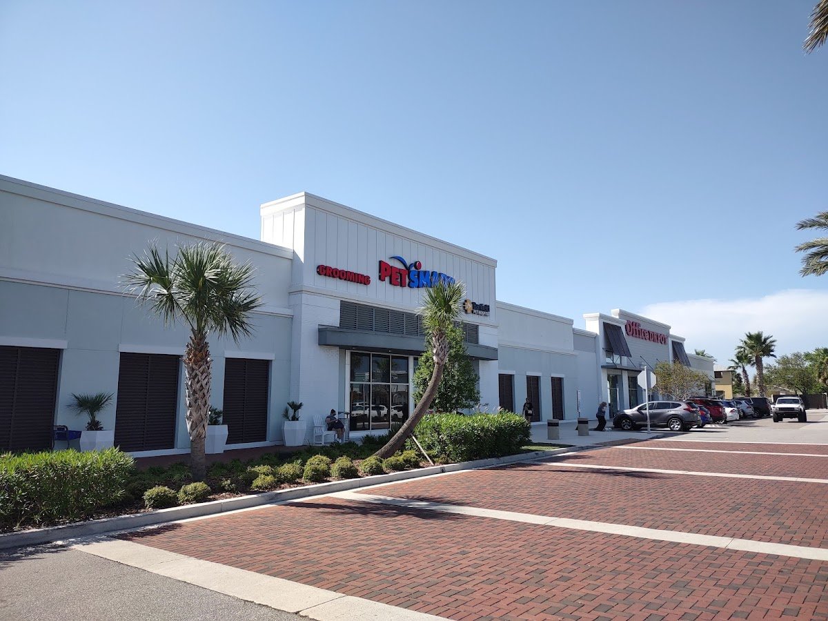 PetSmart - Photo 2