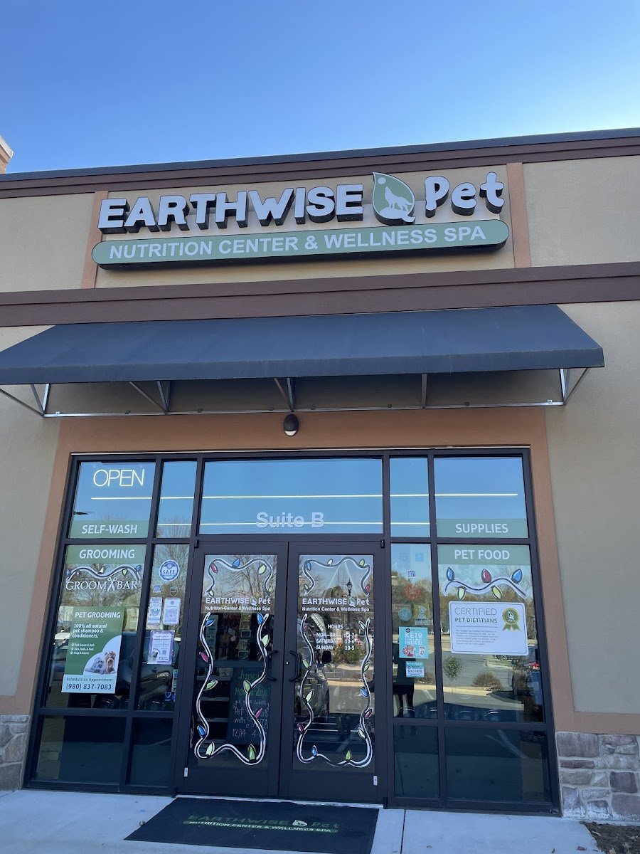 EarthWise Pet & Groombar Matthews - Photo 2