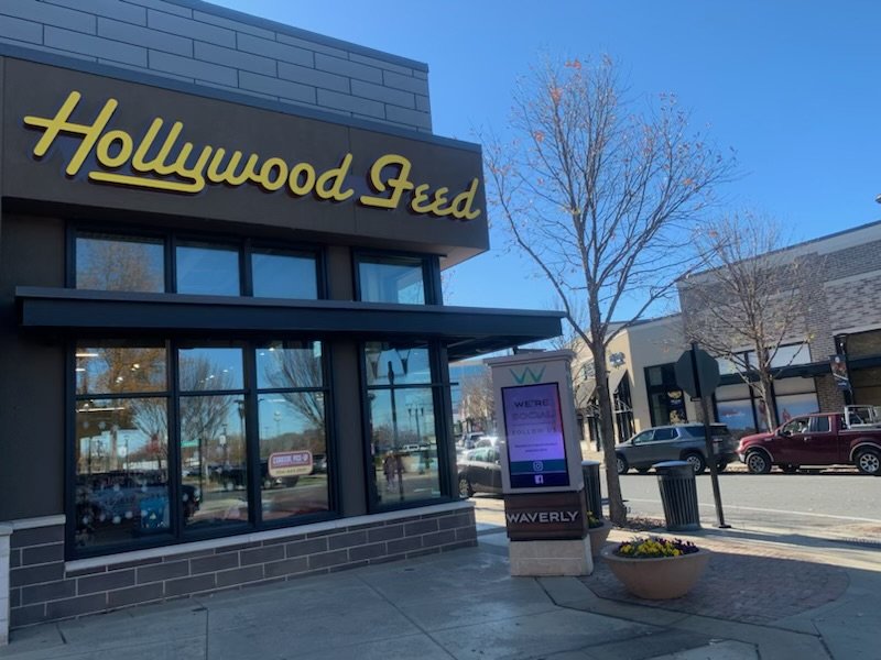 Hollywood Feed - Photo 2