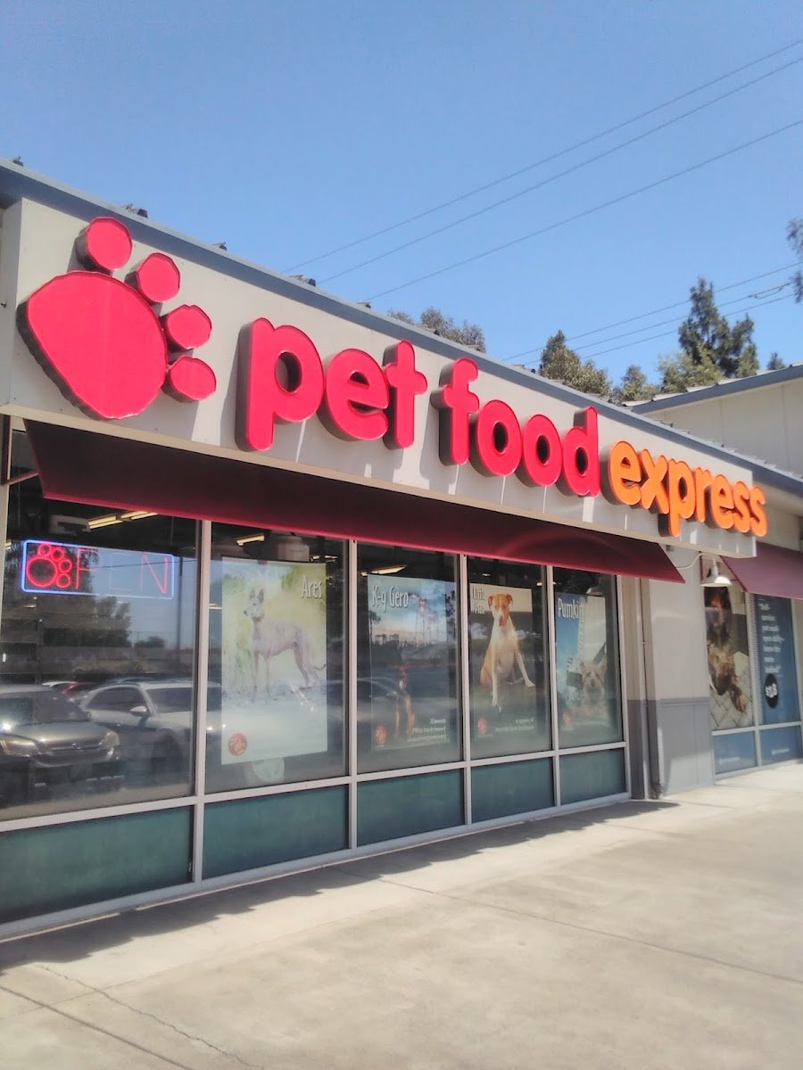 Pet Food Express - Photo 2