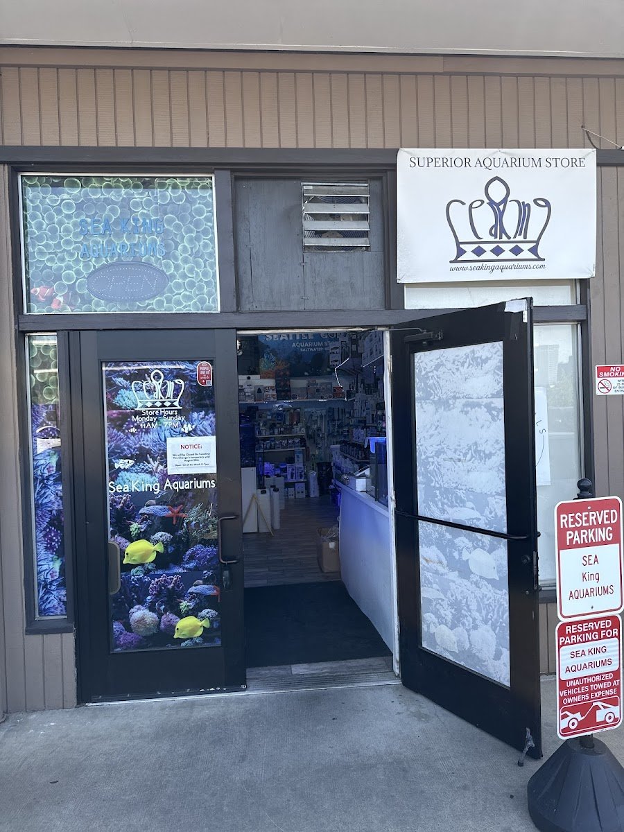 Sea King Aquariums - Photo 2