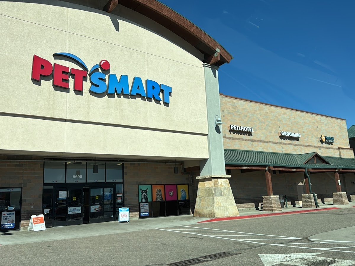 PetSmart - Photo 2