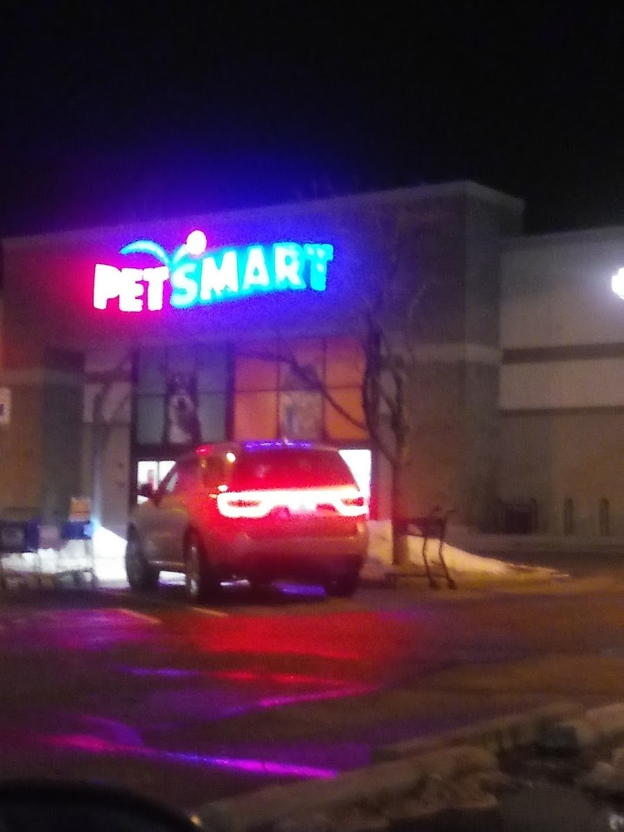 PetSmart - Photo 3