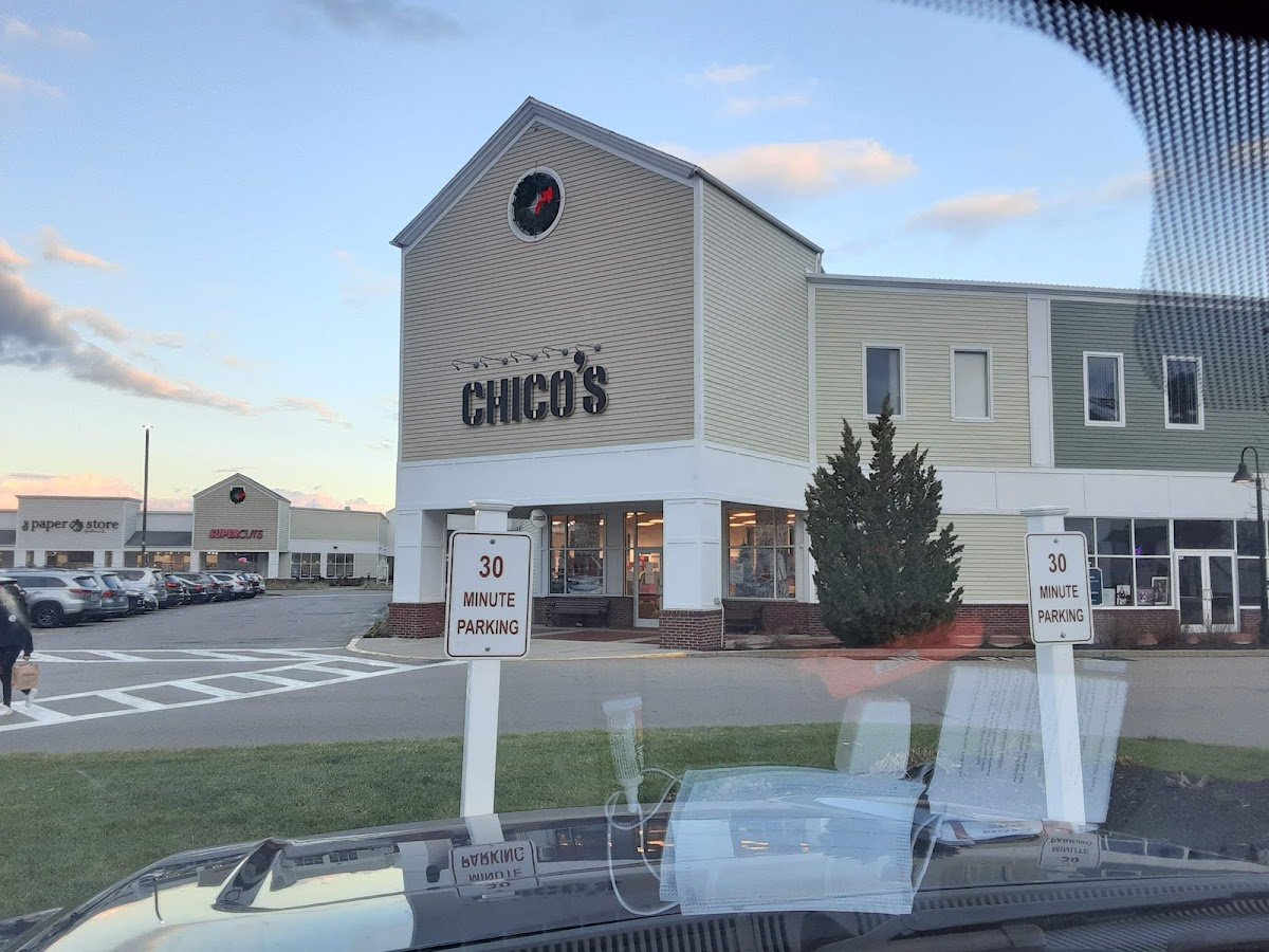 The Village Shoppes - Photo 4