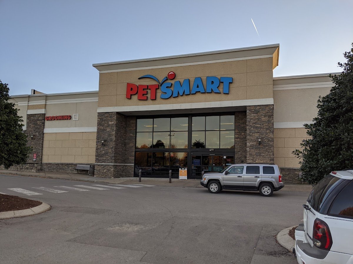 PetSmart - Photo 2
