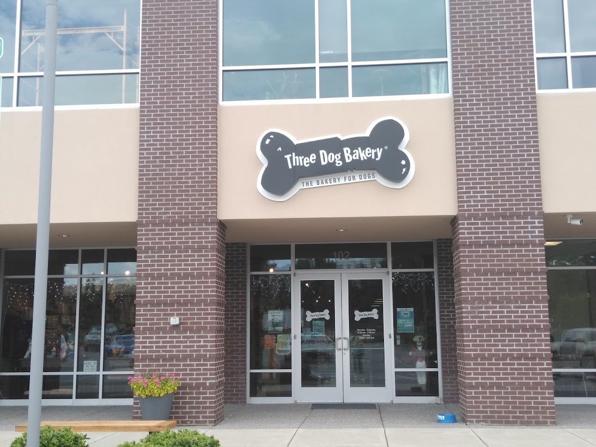 Three Dog Bakery - Photo 2
