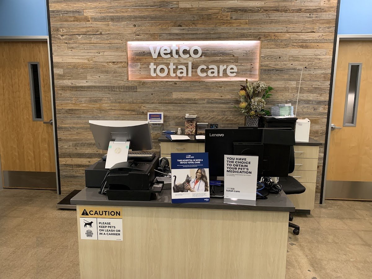 Petco - Photo 3