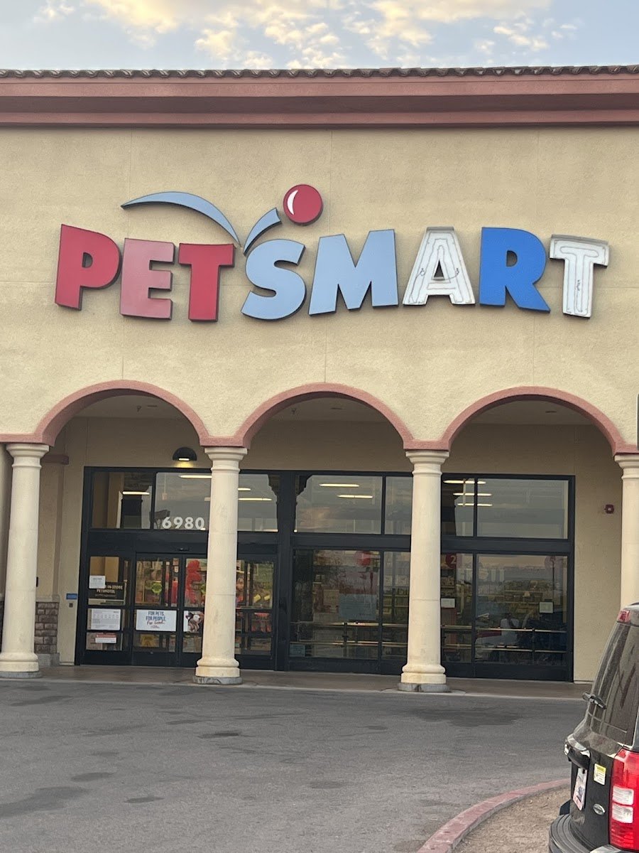 PetSmart - Photo 3