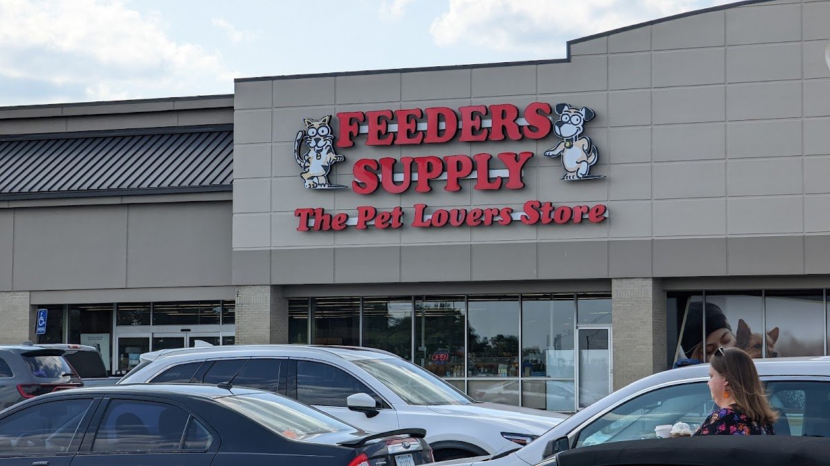 Feeders Pet Supply - Photo 2