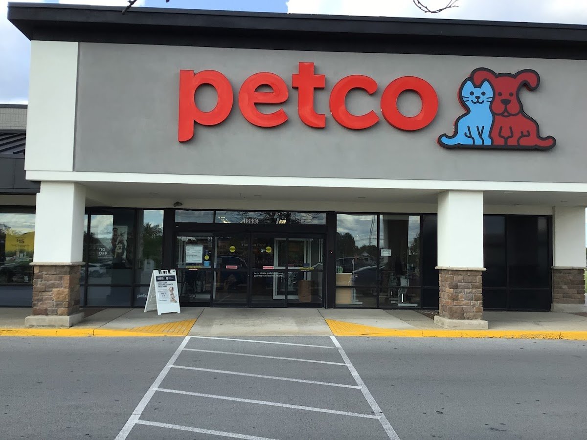Petco - Photo 2