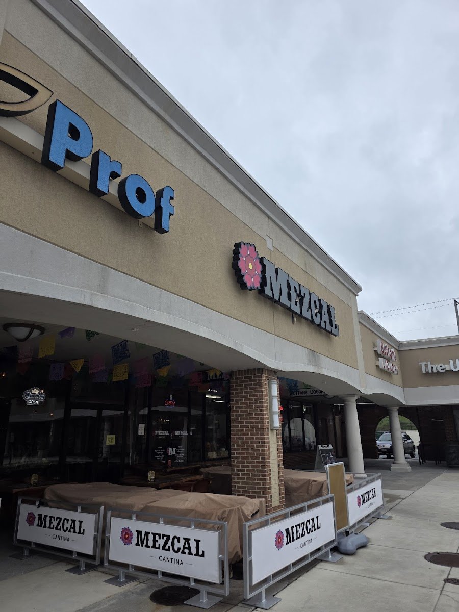 Yorkridge Shopping Center - Photo 4