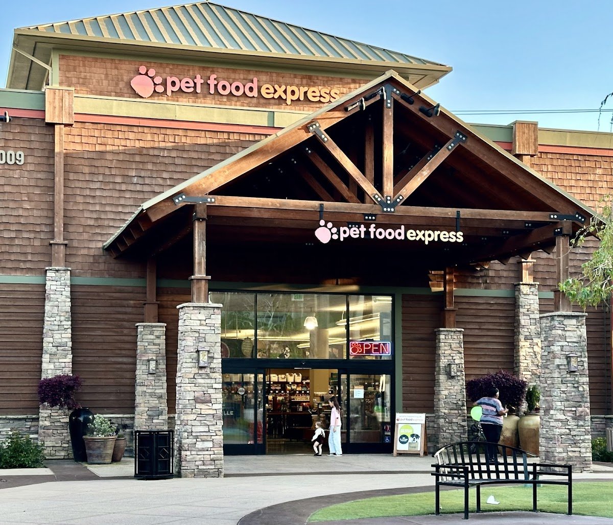 Pet Food Express - Photo 2
