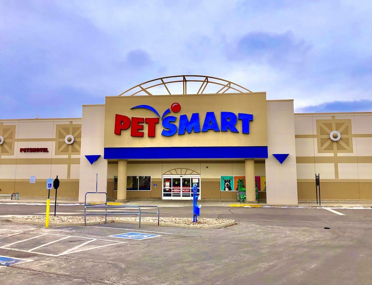 Petco - Photo 2