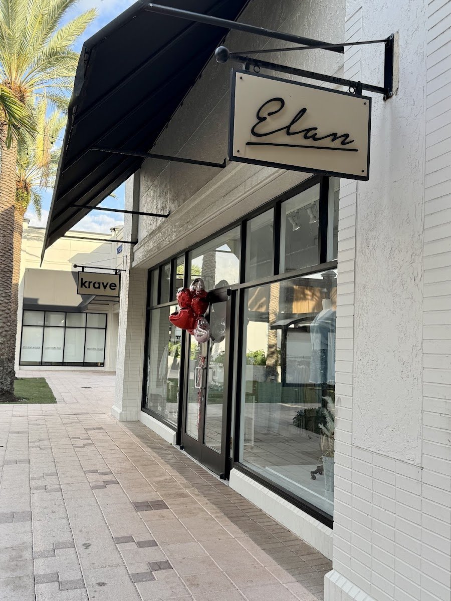 Elan retail store - Photo 2