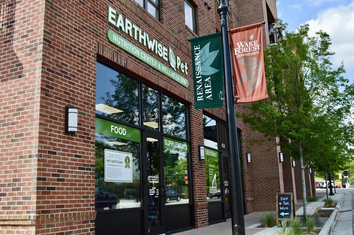 EarthWise Pet Wake Forest - Photo 2