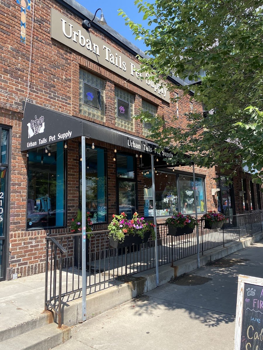 Urban Tails Pet Supply - Photo 2