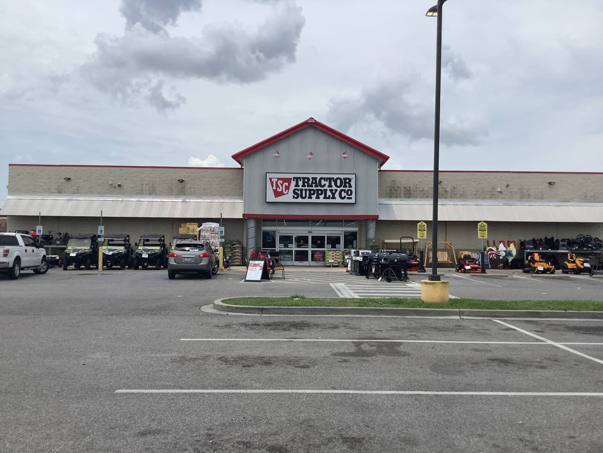 Tractor Supply mobile - Photo 2