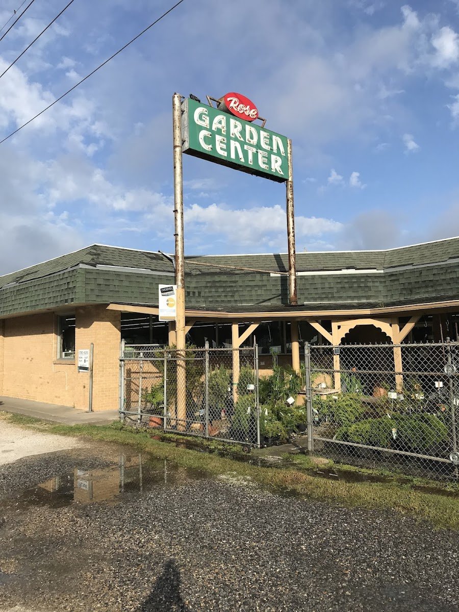 Rose Garden Center - Photo 2