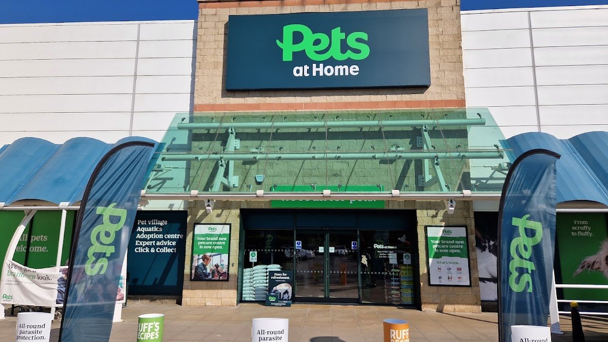 Pets at Home - Photo 2