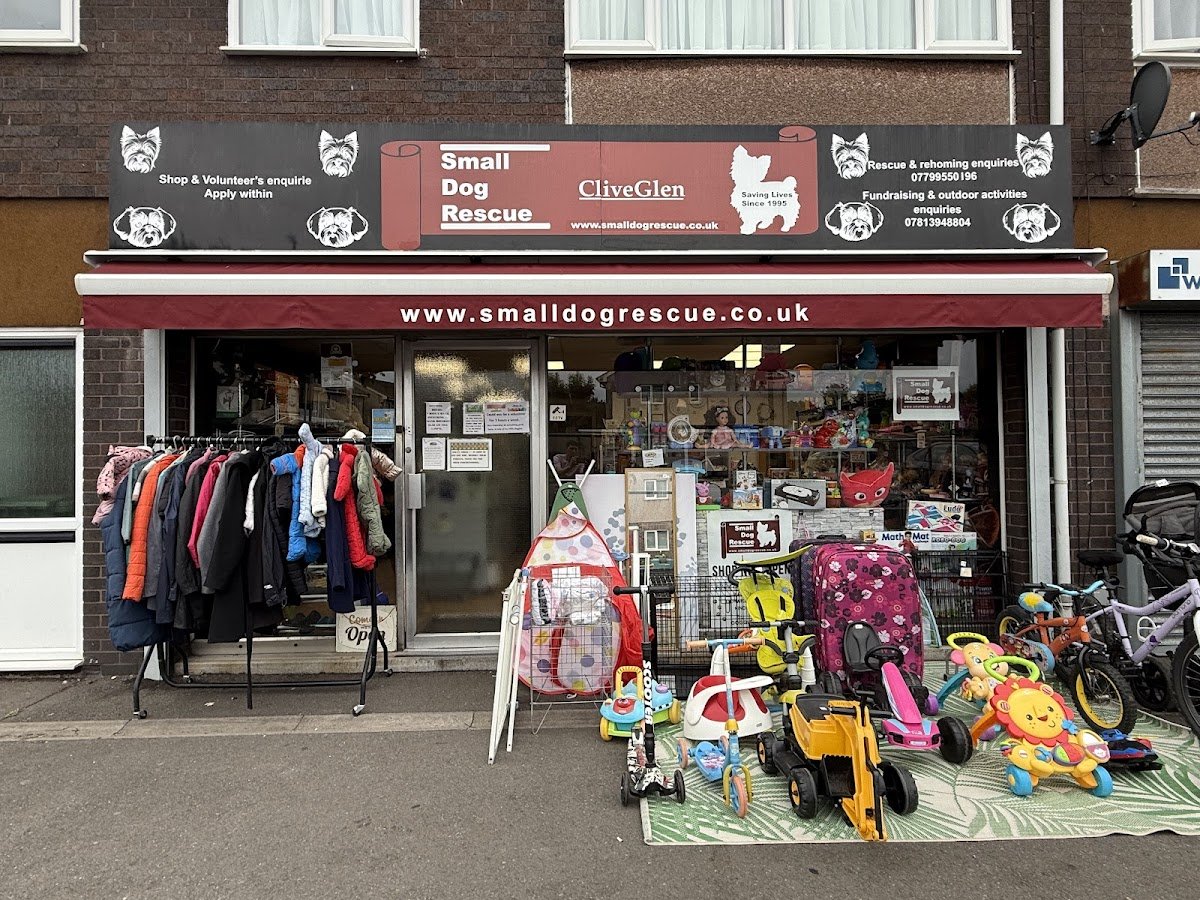 Small Dog Rescue New And Reused Shop - Photo 2
