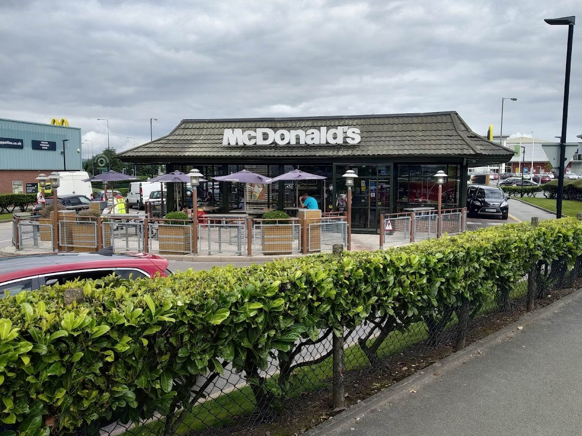 Snipe Retail Park - Photo 4