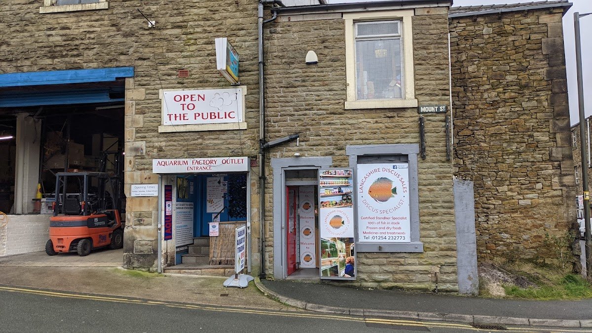 Barlows Aquatic Trading - Photo 2