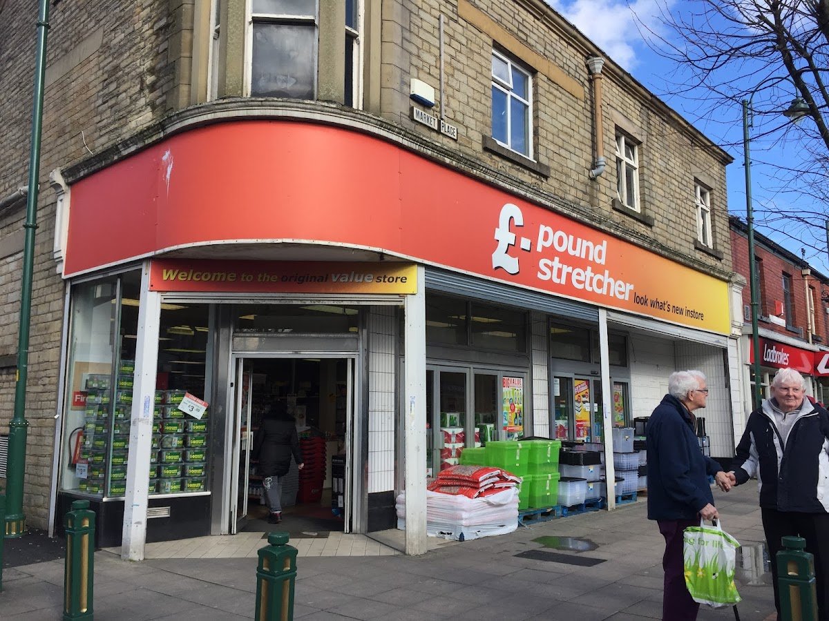 Poundstretcher - Photo 2