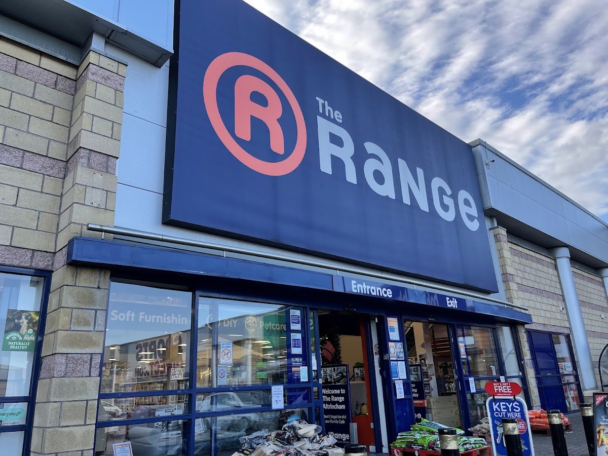 The Range, Altrincham - Photo 2