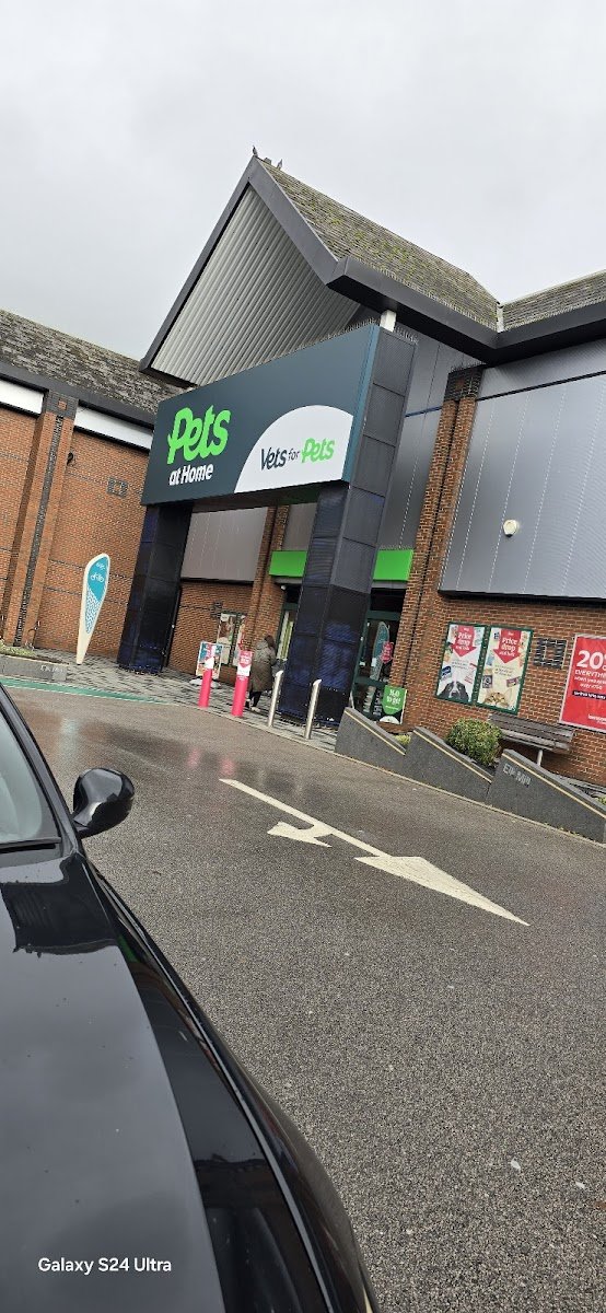 Pets at Home Oldham - Photo 3