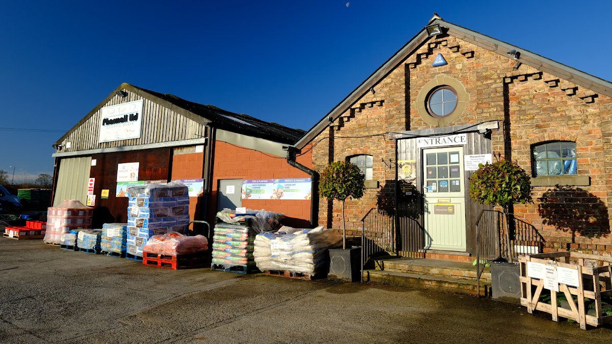 Pharmall Country Store - Photo 3