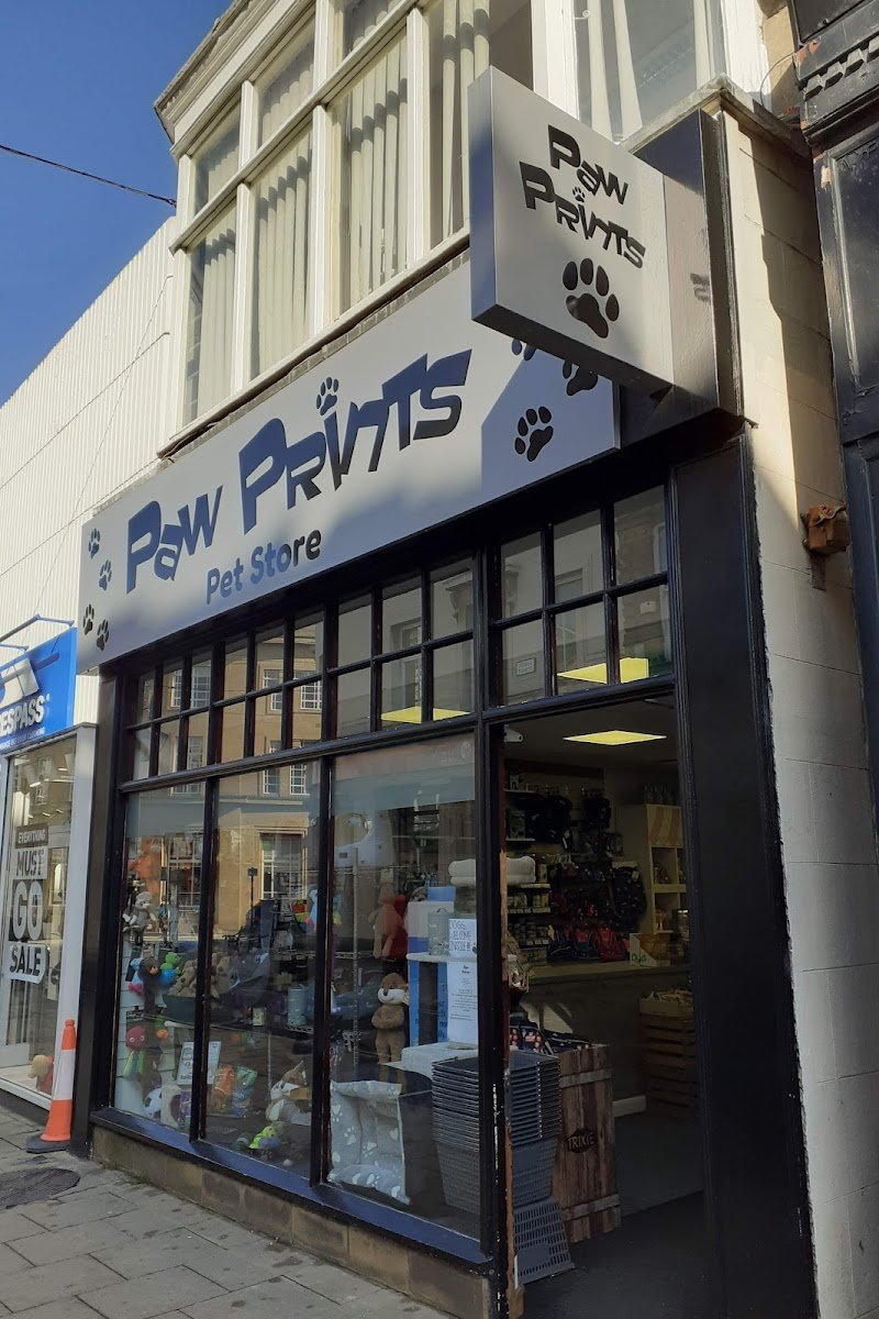 Paw Prints Pet Store - Photo 2