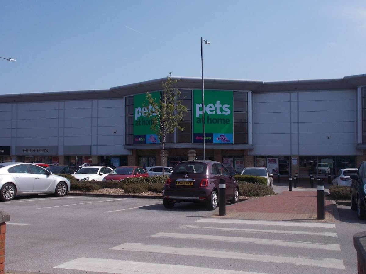 Pets At Home - Photo 2